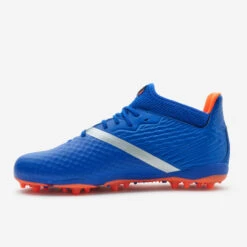 Kipsta CHAUSSURES DE FOOTBALL ENFANT A LACETS VIRALTO III MG/AG BLEU ET ORANGE -Sports - Équipement de football chaussures de football enfant a lacets viralto iii mgag bleu et orange 2