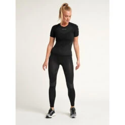 Hummel Hmlfirst Seamless Jersey S/S Woman Maillot Manches Courtes Femme Femme -Sports - Équipement de football hmlfirst seamless jersey ss woman maillot manches courtes femme femme 3