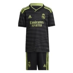 ADIDAS Mini Tenue Third Real Madrid 22/23 -Sports - Équipement de football mini tenue third real madrid 2223 2