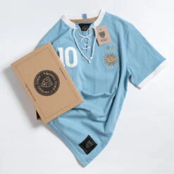 T-Shirt La Celeste Retro Avec Lacets Football Adulte Vintage 7 T-Shirt La Celeste Retro Avec Lacets Football Adulte Vintage -Sports - Équipement de football t shirt la celeste retro avec lacets football adulte vintage 2