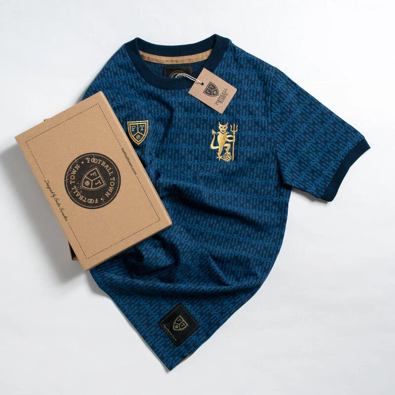 T-shirt The Devil Special Blue Football Adulte Vintage 5 T-shirt The Devil Special Blue Football Adulte Vintage – Image 3